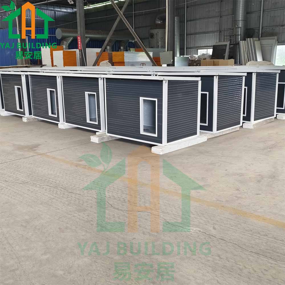 Outdoor design dog house